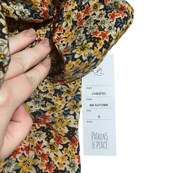 NWT Patrons of Peace Floral Shorts BB Autumn Size Small - Picture 8 of 8